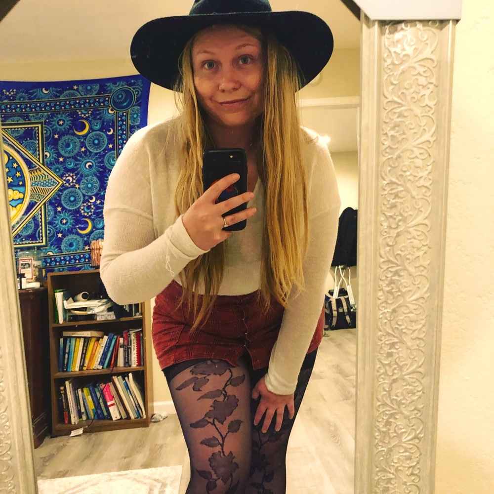 Meet your Posher, Monique